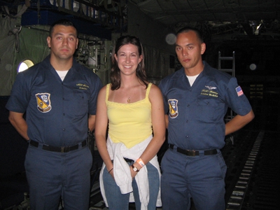 Angelina_with_two_blue_angel_pilots
